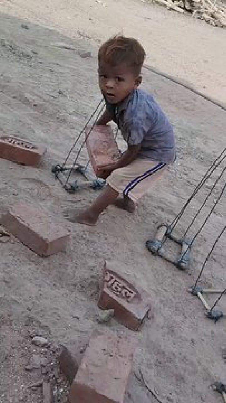 ಇಂತಹ ಬಾಲ್ಯ ಯಾವ ಮಕ್ಕಳಿಗೂ ಬಾರದಿರಲಿ!