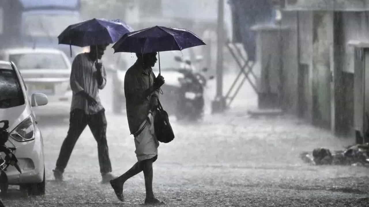 ನಾಳೆಯ ಹವಾಮಾನ: ಮೈಸೂರು ಸೇರಿ 9 ಜಿಲ್ಲೆಗಳಲ್ಲಿ ಮಳೆ, ಉತ್ತರದಲ್ಲಿ ಬಿಸಿಲಿಗೆ ಸುಡಲಿದೆ ಇಳೆ