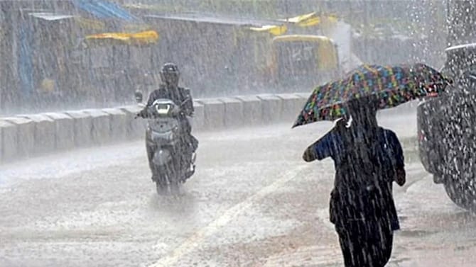 ಮುಕ್ಕಾಲು ಕರ್ನಾಟಕದಲ್ಲಿ ನಾಳೆ ಮಳೆ: ಹಲವೆಡೆ ಉಷ್ಣಾಂಶ ಹೆಚ್ಚಳದ ಎಚ್ಚರಿಕೆ