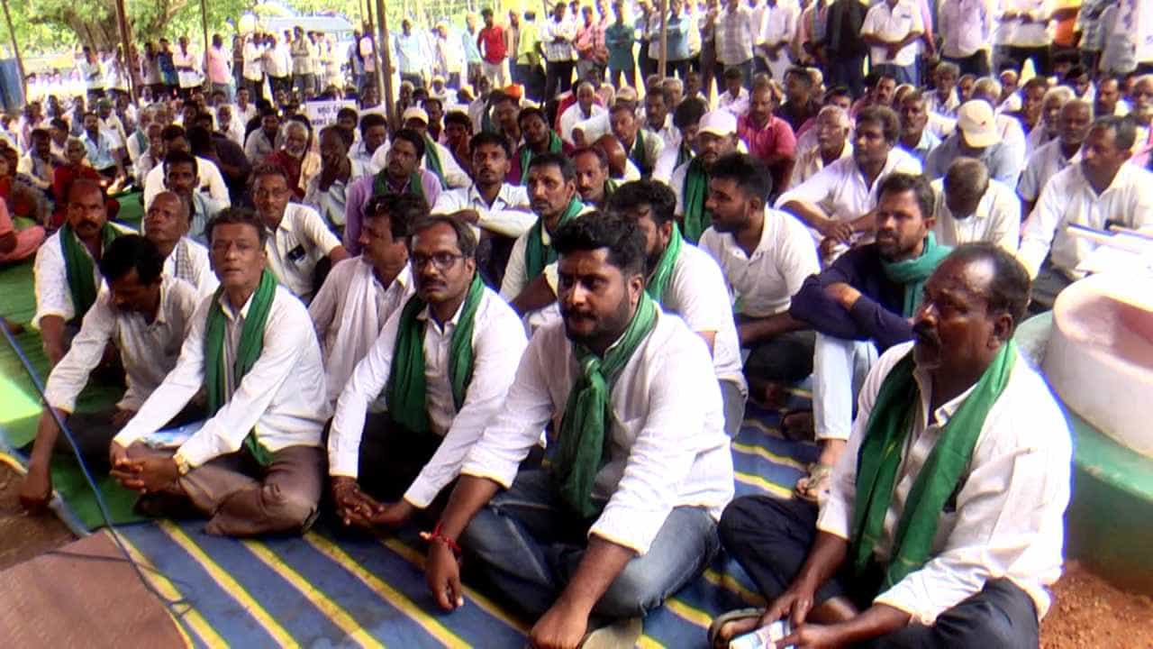 ರೈತರ ಹೆಸರಲ್ಲಿ ಕೋಟಿ ಕೋಟಿ ಸಾಲದ ಗೋಲ್‌ಮಾಲ್; ಕಾಳಂಗಿ ಸಹಕಾರಿ ಬ್ಯಾಂಕ್‌ಗೆ ಷೇರುದಾರರ ಮುತ್ತಿಗೆ!