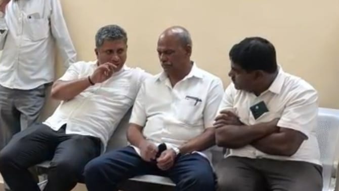 ಅಂಚೆ ಮತಗಳ ಮರು ಎಣಿಕೆಯಲ್ಲಿ ತಿರುವು!
