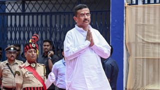 ತಮಿಳುನಾಡಿನ ಎಐಎಡಿಎಂಕೆಯಲ್ಲಿ ಬಿಕ್ಕಟ್ಟು; ಷಣ್ಮುಗಂ ನೇತೃತ್ವದ ಬಣದಿಂದ ಇಪಿಎಸ್ ರಾಜೀನಾಮೆಗೆ ಒತ್ತಾಯ