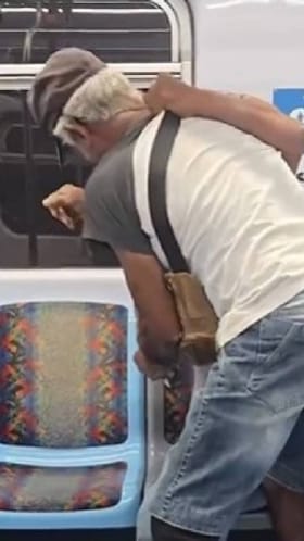 ಹಣಕೊಟ್ಟಿಲ್ಲವೆಂದು ರೈಲಿನಲ್ಲಿ ಪ್ರಯಾಣಿಕನ ಮೇಲೆ ಚಾಕುವಿನಿಂದ ಹಲ್ಲೆ ನಡೆಸಿದ ಭಿಕ್ಷುಕ