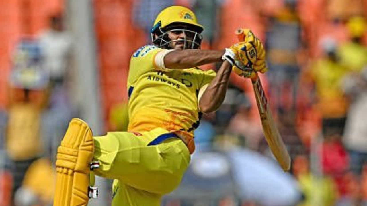 ಲಕ್ನೋ ಸೂಪರ್ಜೈಂಟ್ಸ್ ವಿರುದ್ಧದ ಪಂದ್ಯದಲ್ಲಿ ಚೆನ್ನೈ ಸೂಪರ್ ಕಿಂಗ್ಸ್ ತಂಡದ ಯುವ ಬ್ಯಾಟ್ಸ್ಮನ್ ಉರ್ವಿಲ್ ಪಟೇಲ್ ಸತತ ಏಳು ಎಸೆತಗಳಲ್ಲಿ ಆರು ಸಿಕ್ಸರ್ಗಳು ಮತ್ತು ಒಂದು ಬೌಂಡರಿ ಬಾರಿಸುವ ಮೂಲಕ ಎಲ್ಲರನ್ನೂ ಬೆರಗುಗೊಳಿಸಿದರು. ಇದರೊಂದಿಗೆ, ಉರ್ವಿಲ್ ಕೇವಲ 13 ಎಸೆತಗಳಲ್ಲಿ ವೇಗದ ಅರ್ಧಶತಕ ಬಾರಿಸಿದ ದಾಖಲೆಯನ್ನು ಸರಿಗಟ್ಟಿದರು (PC- IPL X).