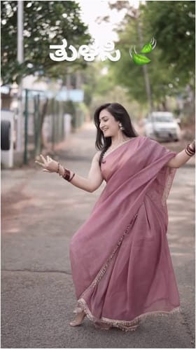 ವಿವಿಧ ರೀತಿಯಲ್ಲಿ ಪೋಸ್​ ಕೊಟ್ಟ ವೈಷ್ಣವಿ ಗೌಡ