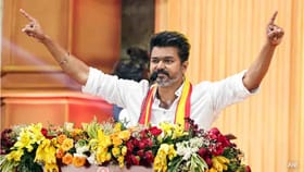 ಮ್ಯಾಜಿಕ್ ನಂಬರ್ ಗಿಂತಲೂ ಹೆಚ್ಚಿನ ಬೆಂಬಲ: ವಿಜಯ್​​ ಕೈ ಹಿಡಿದ ಪಕ್ಷಗಳಾವುವು