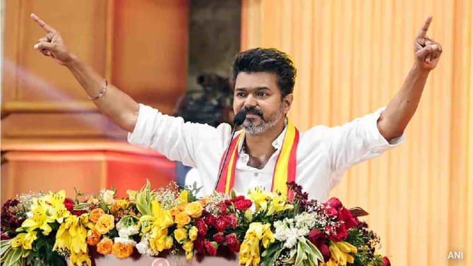 ಮ್ಯಾಜಿಕ್ ನಂಬರ್ ಗಿಂತಲೂ ಹೆಚ್ಚಿನ ಬೆಂಬಲ: ವಿಜಯ್​​ ಕೈ ಹಿಡಿದ ಪಕ್ಷಗಳಾವುವು