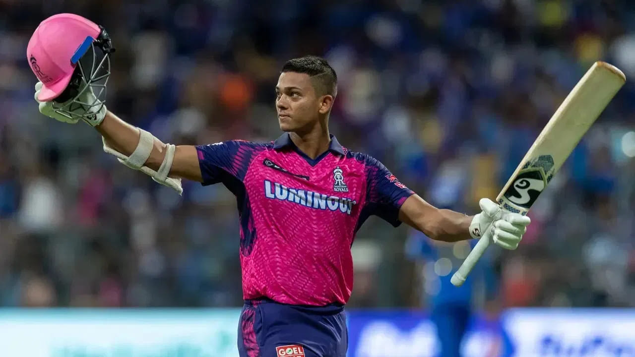 IPL 2026: ಇಂಡಿಯನ್ ಪ್ರೀಮಿಯರ್ ಲೀಗ್​ನಲ್ಲಿ ಮತ್ತೊಂದು ದಾಖಲೆ ನಿರ್ಮಾಣವಾಗಿದೆ. ಈ ಬಾರಿ ದಾಖಲೆ ನಿರ್ಮಿಸಿರುವುದು ಯುವ ಎಡಗೈ ದಾಂಡಿಗ ಯಶಸ್ವಿ ಜೈಸ್ವಾಲ್ (Yashasvi Jaiswal). ಅದು ಸಹ ಮೊದಲ ಎಸೆತಗಳಲ್ಲಿ ಸಿಕ್ಸ್ ಸಿಡಿಸುವ ಮೂಲಕ. ಹೀಗೆ ಸಿಡಿಸಿದ ಸಿಕ್ಸರ್​ಗಳಿಂದ ಜೈಸ್ವಾಲ್ ಹೆಸರಿಗೆ ಭರ್ಜರಿ ದಾಖಲೆ ಸೇರ್ಪಡೆಯಾಗಿದೆ.