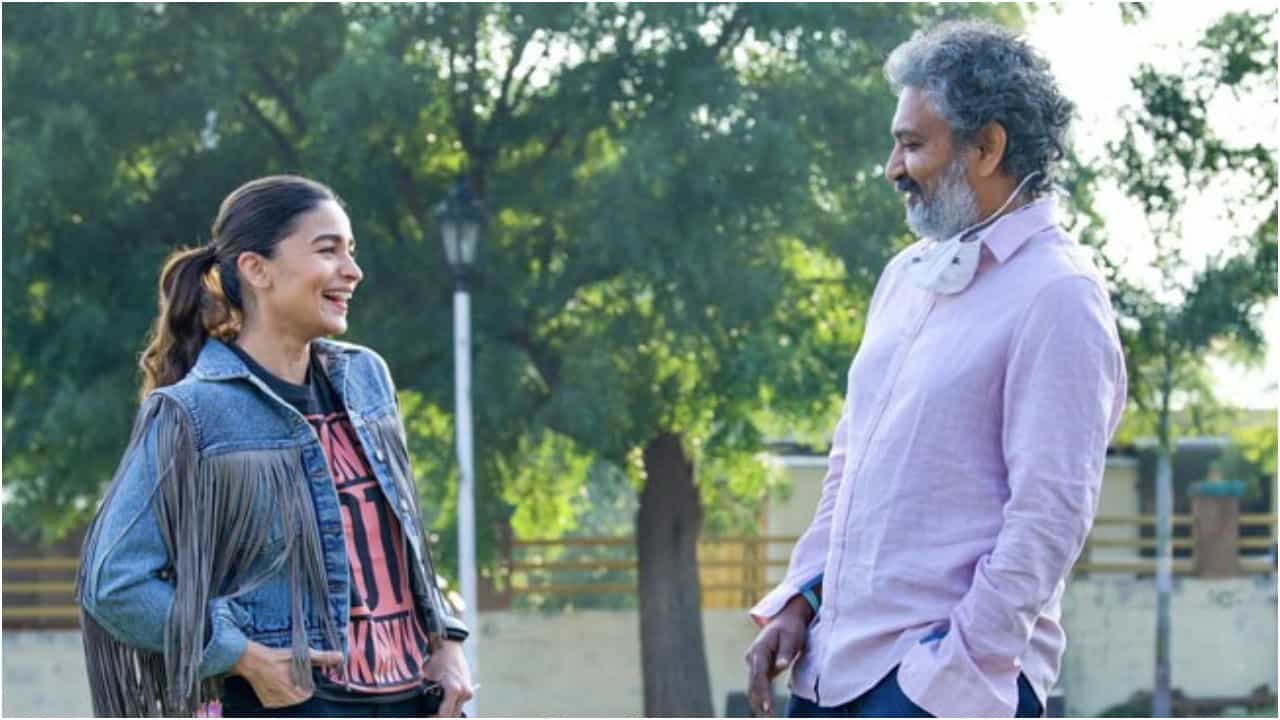 'ಆಲ್ಫಾ' ಟೀಸರ್ಗೆ ಆರ್ಆರ್ಆರ್ ನಿರ್ದೇಶಕ ರಾಜಮೌಳಿ ಫಿದಾ; ಆಲಿಯಾ ಆ್ಯಕ್ಷನ್ ಅವತಾರಕ್ಕೆ ಭಾರಿ ಮೆಚ್ಚುಗೆ 'ಆಲ್ಫಾ' ಟೀಸರ್ಗೆ ಆರ್ಆರ್ಆರ್ ನಿರ್ದೇಶಕ ರಾಜಮೌಳಿ ಫಿದಾ; ಆಲಿಯಾ ಆ್ಯಕ್ಷನ್ ಅವತಾರಕ್ಕೆ ಭಾರಿ ಮೆಚ್ಚುಗೆ
