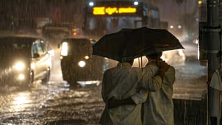 Karnataka Weather Forecast: ಬೆಂಗಳೂರಿನಲ್ಲಿಂದು ವರುಣನ ಆರ್ಭಟ ಜೋರು! 7 ಜಿಲ್ಲೆಗಳಿಗೆ ಯೆಲ್ಲೋ ಅಲರ್ಟ್​