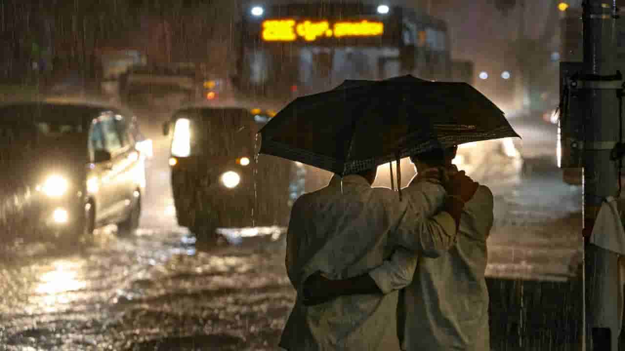 Karnataka Weather Forecast: ಬೆಂಗಳೂರಿನಲ್ಲಿಂದು ವರುಣನ ಆರ್ಭಟ ಜೋರು! 7 ಜಿಲ್ಲೆಗಳಿಗೆ ಯೆಲ್ಲೋ ಅಲರ್ಟ್