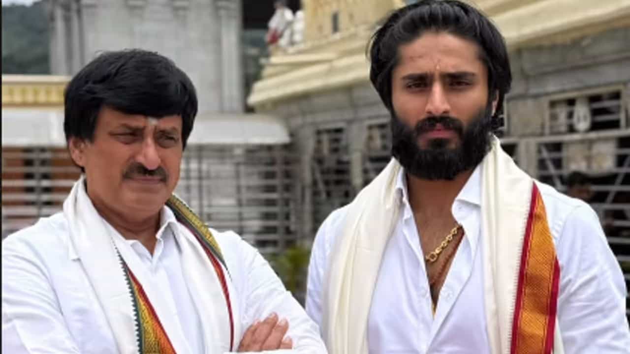 ‘ಸೈನಿಕ 2’: ಚಿತ್ರರಂಗಕ್ಕೆ ಕಾಲಿಡಲಿರುವ ಸಿಪಿ ಯೋಗೇಶ್ವರ್ ಪುತ್ರ ‘ಸೈನಿಕ 2’: ಚಿತ್ರರಂಗಕ್ಕೆ ಕಾಲಿಡಲಿರುವ ಸಿಪಿ ಯೋಗೇಶ್ವರ್ ಪುತ್ರ