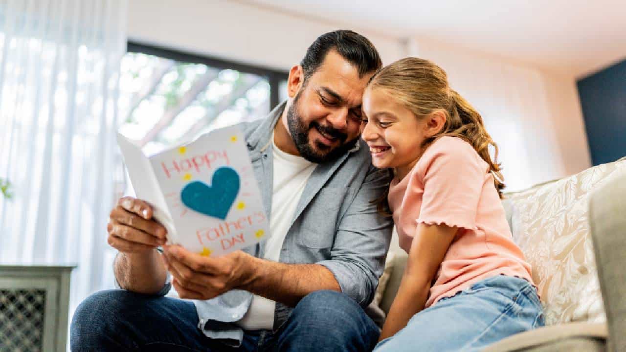 Father's Day 2026: ಅಪ್ಪನೆಂಬ ಅದ್ಭುತ; ವಿಶ್ವ ತಂದೆಯಂದಿರ ದಿನವನ್ನು ಆಚರಿಸುವುದೇಕೆ ಗೊತ್ತಾ?