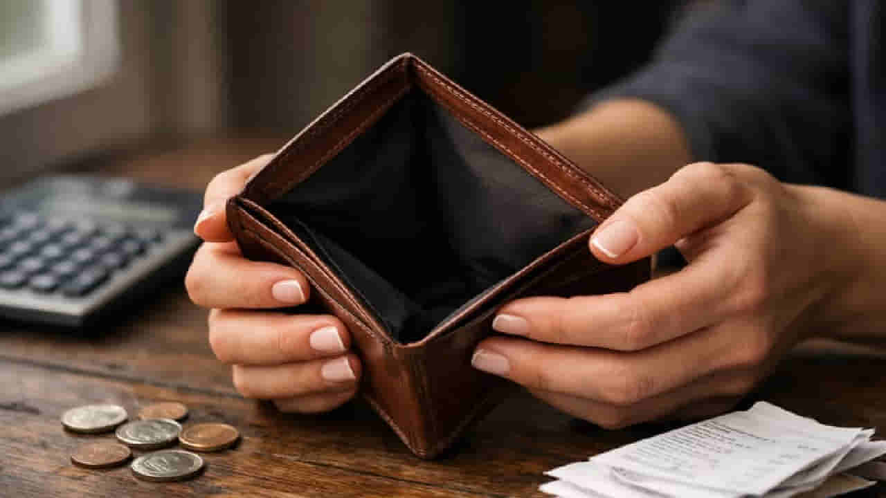 Financial Stress: ಇಎಂಐ ಮತ್ತು ಸಾಲದ ಹೊರೆಯಿಂದ ಕಂಗಾಲಾಗಿದ್ದೀರಾ? ಮಂಗಳವಾರ ಈ ಒಂದು ಕೆಲಸ ಮಾಡಿ