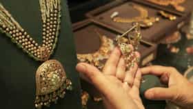 Gold Rates 25 June: ಚಿನ್ನ, ಬೆಳ್ಳಿ ಬೆಲೆ ಕುಸಿತ