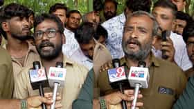 ಪೋರ್ಟರ್, ರ‍್ಯಾಪಿಡೋ ಆ್ಯಪ್​​ಗಳ ವಿರುದ್ಧ ಬೀದಿಗಿಳಿದ ಗೂಡ್ಸ್ ವಾಹನ ಚಾಲಕರು: ರಣ ಇಲ್ಲಿದೆ