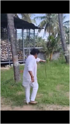 ಹಾವು ರಕ್ಷಿಸಿದ ನಟ ಜಗ್ಗೇಶ್