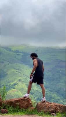 ಪ್ರಕೃತಿ ಮಧ್ಯೆ ಕಳೆದು ಹೋದ ಕಾರ್ತಿಕ್ ಮಹೇಶ್