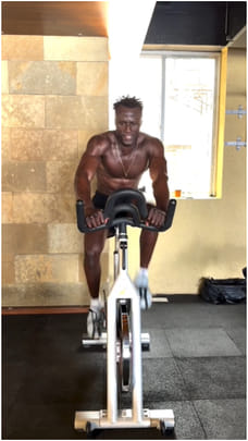 ರಾಮ್ ಚರಣ್ ಬಾಡಿಗಾರ್ಡ್ ಸಾಮಾನ್ಯ ಮನುಷ್ಯ ಅಲ್ಲ