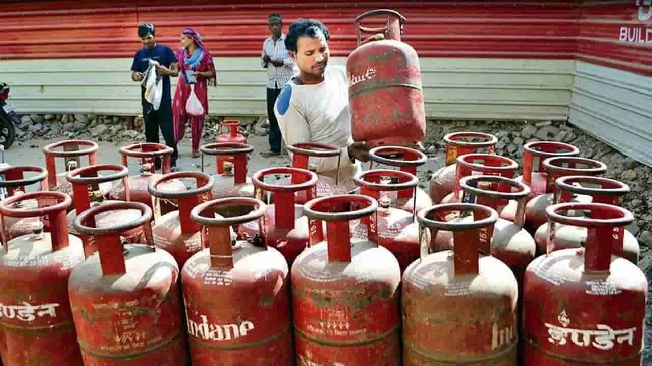 ಉಜ್ವಲ ಗ್ಯಾಸ್ ಯೋಜನೆಯಲ್ಲಿ ಸಬ್ಸಿಡಿಯುಕ್ತ ಸಿಲಿಂಡರ್ ಸಂಖ್ಯೆ ಕಡಿಮೆ ಮಾಡಲು ನಿಜವಾದ ಕಾರಣ ಇದಾ?