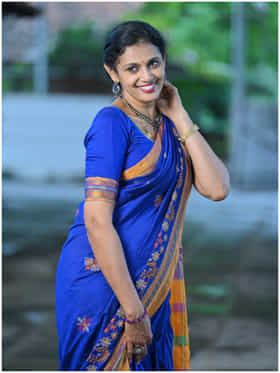 ನಗುವಿನಿಂದ ಫ್ಯಾನ್ಸ್ ಗಮನ ಸೆಳೆದ ನಟಿ ಮಾನಸಿ ಸುಧೀರ್