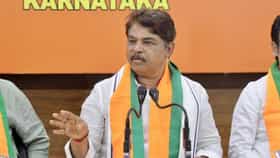 ವಕ್ಫ್ ವಿವಾದ: ರಾಜ್ಯ ಸರ್ಕಾರದ ಮೇಲೆ ಮುಗಿಬಿದ್ದ ವಿಪಕ್ಷ ನಾಯಕ ಅಶೋಕ್​​