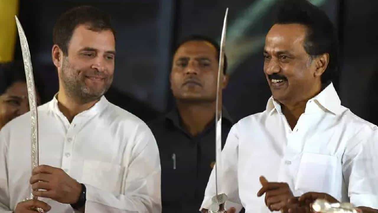 ಹೆಗಲ ಮೇಲೆ ಹೊತ್ತು ಮೆರೆಸಿದ್ದಕ್ಕೆ ಒಳ್ಳೆಯ ಬಹುಮಾನ ಕೊಟ್ರಿ, ರಾಹುಲ್ ಗಾಂಧಿ ವಿರುದ್ಧ ಡಿಎಂಕೆ ಕಟು ಟೀಕೆ