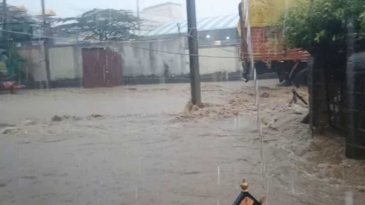 Karnataka Weather Forecast: ಚಿಕ್ಕಮಗಳೂರು ಸೇರಿದಂತೆ 5 ಜಿಲ್ಲೆಗಳಿಗೆ 'ರೆಡ್ ಅಲರ್ಟ್' ಘೋಷಣೆ! ರಾಜ್ಯಾದ್ಯಂತ ಮುಂದಿನ 3 ದಿನ ಭಾರಿ ಮಳೆ