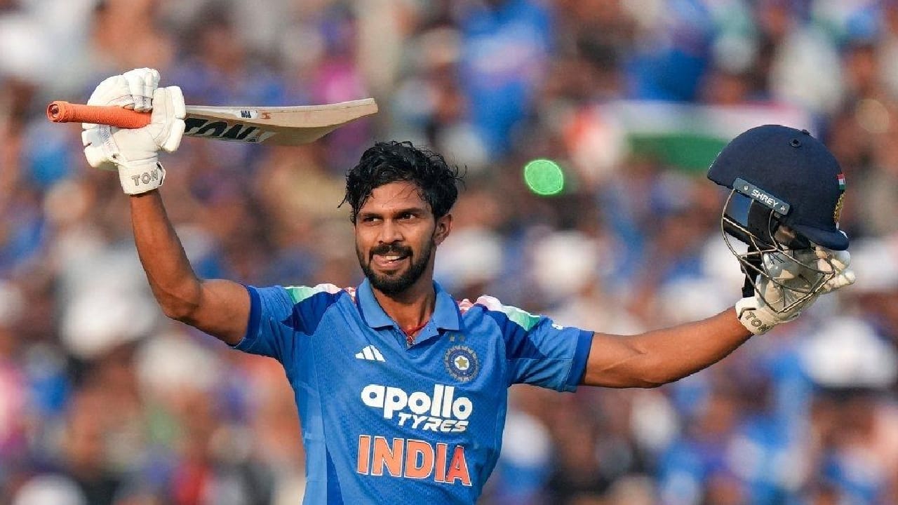 ಜೂನ್ 9, 2026 ರಂದು ಶ್ರೀಲಂಕಾ ಎ ವಿರುದ್ಧ ನಡೆದ ಮೊದಲ ಏಕದಿನ ಪಂದ್ಯದಲ್ಲಿ ರುತುರಾಜ್ ಗಾಯಕ್ವಾಡ್ 101 ರನ್​ಗಳ ಭರ್ಜರಿ ಇನಿಂಗ್ಸ್ ಆಡಿದ್ದರು. ಈ ಶತಕದೊಂದಿಗೆ ರುತುರಾಜ್ ಲಿಸ್ಟ್ ಎ ಕ್ರಿಕೆಟ್​ನಲ್ಲಿ ಅತ್ಯಧಿಕ ಸರಾಸರಿ ಹೊಂದಿರುವ ಬ್ಯಾಟರ್ ಎನಿಸಿಕೊಂಡಿದ್ಸಾರೆ. (PC: BCCI)