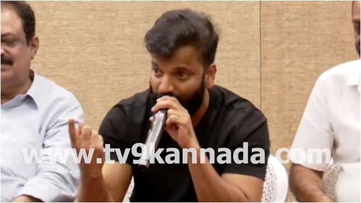 ‘ಹೀರೋಗಳು ವರ್ಷಕ್ಕೆ ಒಂದಾದರೂ ಸಿನಿಮಾ ಕೊಡಬೇಕು, ಆಗ ಇಂಡಸ್ಟ್ರಿ ಉಳಿಯುತ್ತೆ’; ನೀನಾಸಂ ಸತೀಶ್ ‘ಹೀರೋಗಳು ವರ್ಷಕ್ಕೆ ಒಂದಾದರೂ ಸಿನಿಮಾ ಕೊಡಬೇಕು, ಆಗ ಇಂಡಸ್ಟ್ರಿ ಉಳಿಯುತ್ತೆ’; ನೀನಾಸಂ ಸತೀಶ್