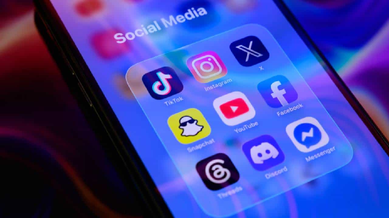 World Social Media Day 2026: ಸಾಮಾಜಿಕ ಮಾಧ್ಯಮಗಳ ಬಳಕೆ ಸಕಾರಾತ್ಮಕ ಮಾರ್ಗದಲ್ಲಿರಲಿ
