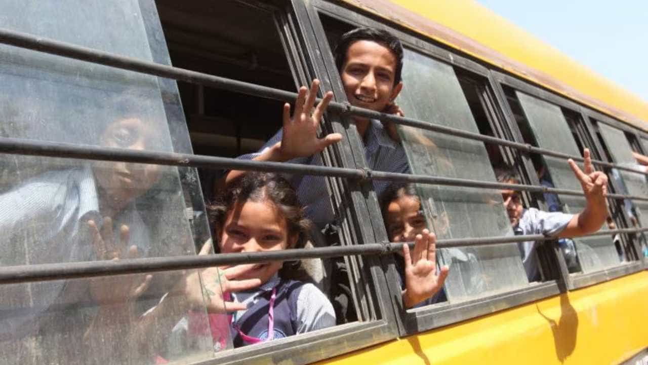 ವಿದ್ಯಾರ್ಥಿಗಳ ಉಚಿತ ಬಸ್ ಪಾಸ್ ಯೋಜನೆಗೆ ಭರ್ಜರಿ ಸ್ಪಂದನೆ: ಆರಂಭದ ಎರಡು ದಿನಗಳಲ್ಲೇ 2.7 ಸಾವಿರಕ್ಕೂ ಹೆಚ್ಚು ಪಾಸ್ ವಿತರಣೆ!