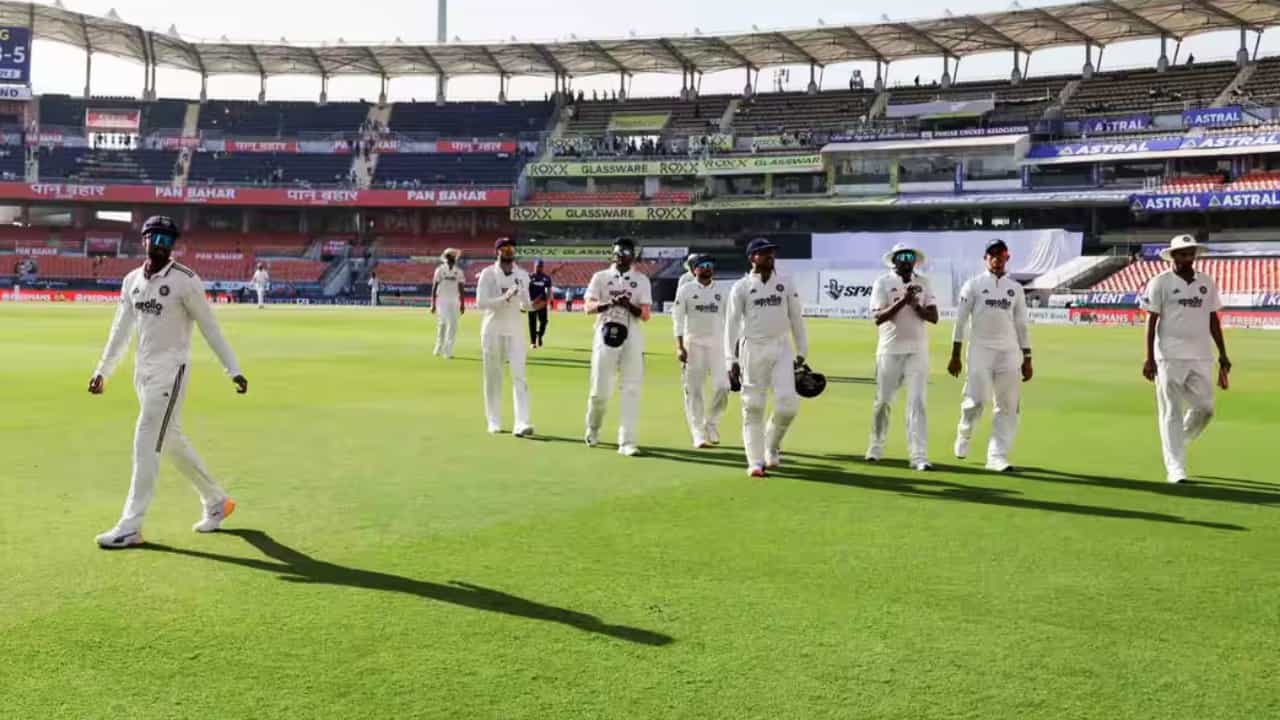 ಫಾಲೋಆನ್​ ಹೇರಿದ ಟೀಮ್ ಇಂಡಿಯಾ: ಭಾರತದ ಗೆಲುವು ಖಚಿತ..!