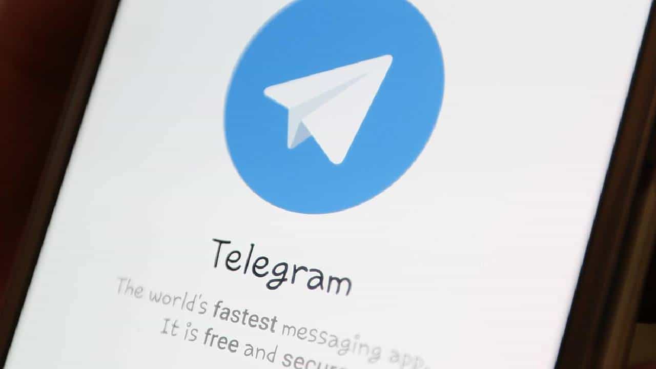 Telegram Ban: ಭಾರತದಲ್ಲಿ ಟೆಲಿಗ್ರಾಮ್ಗೆ ತಾತ್ಕಾಲಿಕ ನಿಷೇಧ: ನೀಟ್ ಮರು ಪರೀಕ್ಷೆಗೂ ಮುನ್ನ ಕೇಂದ್ರದ ಕ್ರಮ Telegram Ban: ಭಾರತದಲ್ಲಿ ಟೆಲಿಗ್ರಾಮ್ಗೆ ತಾತ್ಕಾಲಿಕ ನಿಷೇಧ: ನೀಟ್ ಮರು ಪರೀಕ್ಷೆಗೂ ಮುನ್ನ ಕೇಂದ್ರದ ಕ್ರಮ