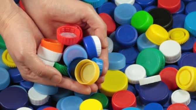ನೀರಿನ ಬಾಟಲಿನ ಕ್ಯಾಪ್​ಗಳು ಏಕೆ ಬೇರೆ ಬೇರೆ ಬಣ್ಣದಲ್ಲಿರುವುದು ಏಕೆ?