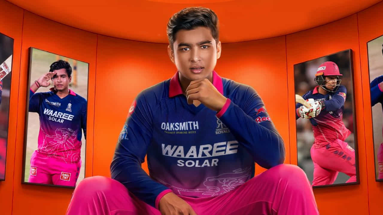 ಈ ಬಾರಿಯ ಇಂಡಿಯನ್ ಪ್ರೀಮಿಯರ್ ಲೀಗ್ನಲ್ಲಿ (IPL 2026) ಪ್ರಚಂಡ ಬ್ಯಾಟಿಂಗ್ ಪ್ರದರ್ಶಿಸಿ ಹಲವು ದಾಖಲೆ ಬರೆದ ವೈಭವ್ ಸೂರ್ಯವಂಶಿ (Vaibhav Sooryavanshi) ಇದೀಗ ಪ್ರಶಸ್ತಿ ಪಡೆಯುವುದರಲ್ಲೂ ಹೊಸ ಇತಿಹಾಸ ನಿರ್ಮಿಸಿದ್ದಾರೆ. ಅದು ಕೂಡ ಒಂದೇ ಸೀಸನ್ನಲ್ಲಿ 5 ಅವಾರ್ಡ್ಗಳನ್ನು ಬಾಚಿಕೊಳ್ಳುವ ಮೂಲಕ ಎಂಬುದು ವಿಶೇಷ. ಹಾಗಿದ್ರೆ ಯುವ ದಾಂಡಿಗ ಪಡೆದಿರುವ ಪ್ರಶಸ್ತಿಗಳಾವುವು ಎಂದು ನೋಡುವುದಾದರೆ... (PC: IPL)