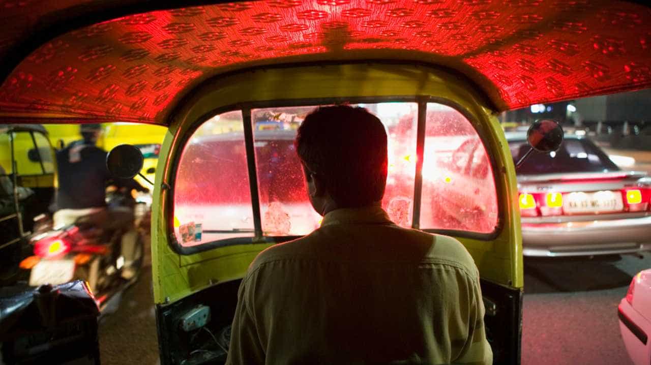 ಕ್ಯಾಬ್, ಆಟೋ ನಂಬರ್ ಮ್ಯಾಚ್ ಆಗ್ತಿಲ್ವಾ? ಅಂತಹ ವಾಹನ ಹತ್ತಲೇಬೇಡಿ ಎಂದ ಬೆಂಗಳೂರು ಕಮಿಷನರ್! ಕ್ಯಾಬ್, ಆಟೋ ನಂಬರ್ ಮ್ಯಾಚ್ ಆಗ್ತಿಲ್ವಾ? ಅಂತಹ ವಾಹನ ಹತ್ತಲೇಬೇಡಿ ಎಂದ ಬೆಂಗಳೂರು ಕಮಿಷನರ್!