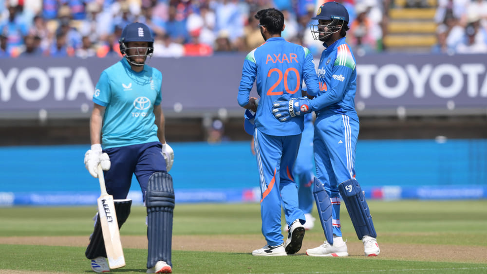 IND vs ENG: 12 ಎಸೆತಗಳಲ್ಲಿ 13 ವರ್ಷಗಳ ಹಿಂದಿನ ದಾಖಲೆ ಸರಿಗಟ್ಟಿದ ಅಕ್ಷರ್ ಪಟೇಲ್