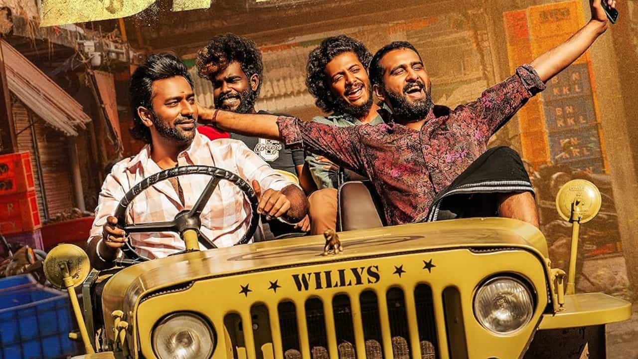 ಕಬಡ್ಡಿ ಆಡುತ್ತಿದ್ದ ಗೆಳೆಯರು ಅಂಡರ್ವಲ್ಡ್ ಸಂಪರ್ಕಕ್ಕೆ ಬಂದು ಬಳಿಕ ಅವರ ಜೀವನದಲ್ಲಿ ಆಗುವ ಬದಲಾವಣೆ, ಬದಲಾಗುವ ಅವರ ಗೆಳೆತನ ಇತ್ಯಾದಿಗಳ ಕತೆಗಳನ್ನು ಹೇಳುತ್ತದೆ ಮಲಯಾಳಂನ ‘ಬಾಲ್ಟಿ’ ಸಿನಿಮಾ. ಈ ಸಿನಿಮಾ ಸೋನಿ ಲಿವ್ ನಲ್ಲಿ ವೀಕ್ಷಿಸಬಹುದು.