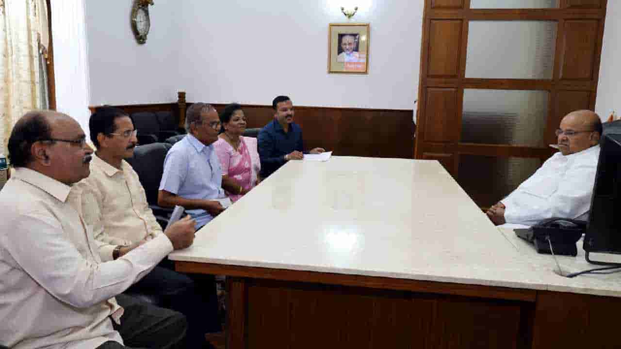 ಸರ್ಕಾರಿ ಶಾಲೆಗಳಲ್ಲಿ ದ್ವಿಭಾಷಾ ನೀತಿ ವಿರುದ್ಧ ರಾಜ್ಯಪಾಲರಿಗೆ ದೂರು, ಏನಿದು ನೀತಿ ?