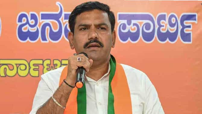 ಸ್ವಪಕ್ಷೀಯರೇ ನನ್ನನ್ನು ಆರೋಪಿ ಸ್ಥಾನದಲ್ಲಿ ನಿಲ್ಲಿಸಿದ್ರು:ವಿಜಯೇಂದ್ರ ಬೇಸರ