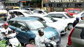 ಬೆಂಗಳೂರಲ್ಲಿ ದಿನದಿಂದ ದಿನಕ್ಕೆ ಕಾರು, ಬೈಕ್​​ಗಳ ಸಂಖ್ಯೆ ಹೆಚ್ಚಳ