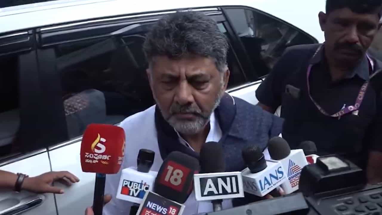 ರಾಜ್ಯದ ಸಂಸದರ ಜೊತೆಗಿನ ಸಭೆಯಲ್ಲಿ ಏನೆಲ್ಲ ಚರ್ಚೆ?: ಬಿಗ್​​ ಅಪ್ಡೇಟ್​​ ಕೊಟ್ಟ ಸಿಎಂ ಡಿಕೆ ಶಿವಕುಮಾರ್​​