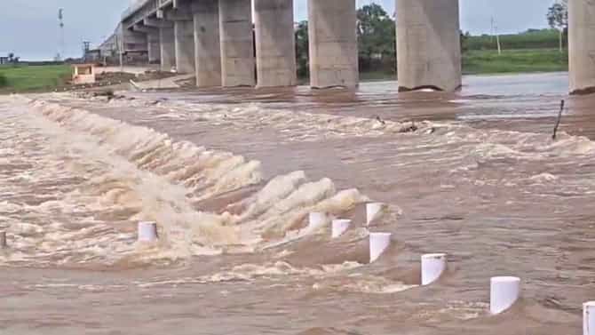 ರಾಜ್ಯದ ಬಹುತೇಕ ಭಾಗಗಳಿಗೆ ಯೆಲ್ಲೋ ಅಲರ್ಟ್; ಹೊನ್ನಾವರದಲ್ಲಿ ದಾಖಲೆಯ ಮಳೆ