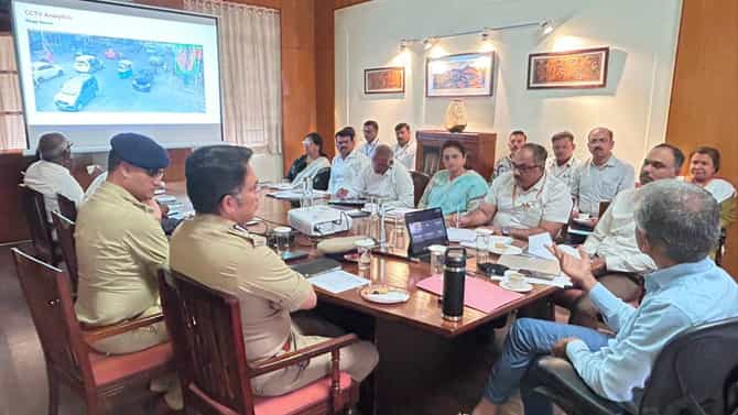 ಇನ್ಮುಂದೆ ಫುಟ್‌ಪಾತ್‌ನಲ್ಲಿ ಬೈಕ್ ಓಡಿಸಿದ್ರೆ 5 ಸಾವಿರ ರೂ ದಂಡ!