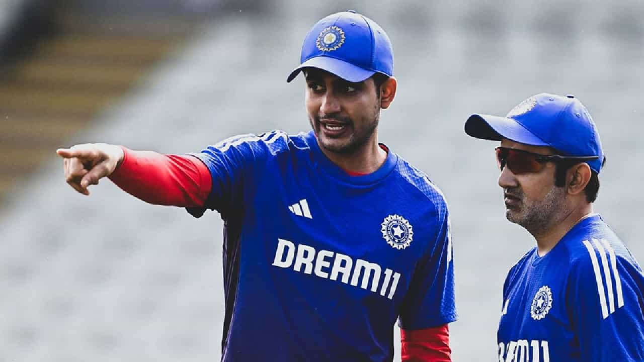 ಏಕದಿನ ವಿಶ್ವಕಪ್ಗೂ ಮುನ್ನ ಆತಂಕ ಹೆಚ್ಚಿಸಿದ ಗಂಭೀರ್-ಗಿಲ್ ಜೋಡಿ! ಏಕದಿನ ವಿಶ್ವಕಪ್ಗೂ ಮುನ್ನ ಆತಂಕ ಹೆಚ್ಚಿಸಿದ ಗಂಭೀರ್-ಗಿಲ್ ಜೋಡಿ!