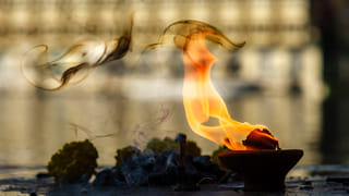 Guru Purnima 2026: ಇಂದು ಸಂಜೆ ಮನೆಯ ಈ ಜಾಗಗಳಲ್ಲಿ ತುಪ್ಪದ ದೀಪ ಹಚ್ಚಿ, ಸಿಗಲಿದೆ ಲಕ್ಷ್ಮಿ ದೇವಿ ಕೃಪೆ!