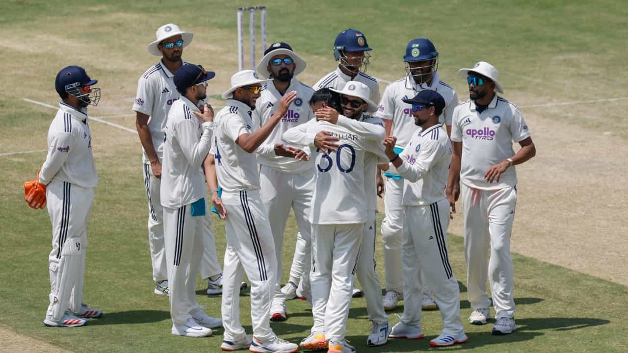 ಶ್ರೀಲಂಕಾ ವಿರುದ್ಧದ ಟೆಸ್ಟ್ ಪಂದ್ಯಕ್ಕೆ ಸಂಭಾವ್ಯ ಪ್ಲೇಯಿಂಗ್ 11 ಪ್ರಕಟಿಸಿದ ಆರ್ ಅಶ್ವಿನ್ ಶ್ರೀಲಂಕಾ ವಿರುದ್ಧದ ಟೆಸ್ಟ್ ಪಂದ್ಯಕ್ಕೆ ಸಂಭಾವ್ಯ ಪ್ಲೇಯಿಂಗ್ 11 ಪ್ರಕಟಿಸಿದ ಆರ್ ಅಶ್ವಿನ್
