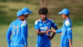 ಕೊನೆಯ ಎಸೆತದಲ್ಲಿ ಸೋತ ಭಾರತ ಯುವ ಪಡೆ; ಕೈ ಜಾರಿದ ಏಕದಿನ ಸರಣಿ