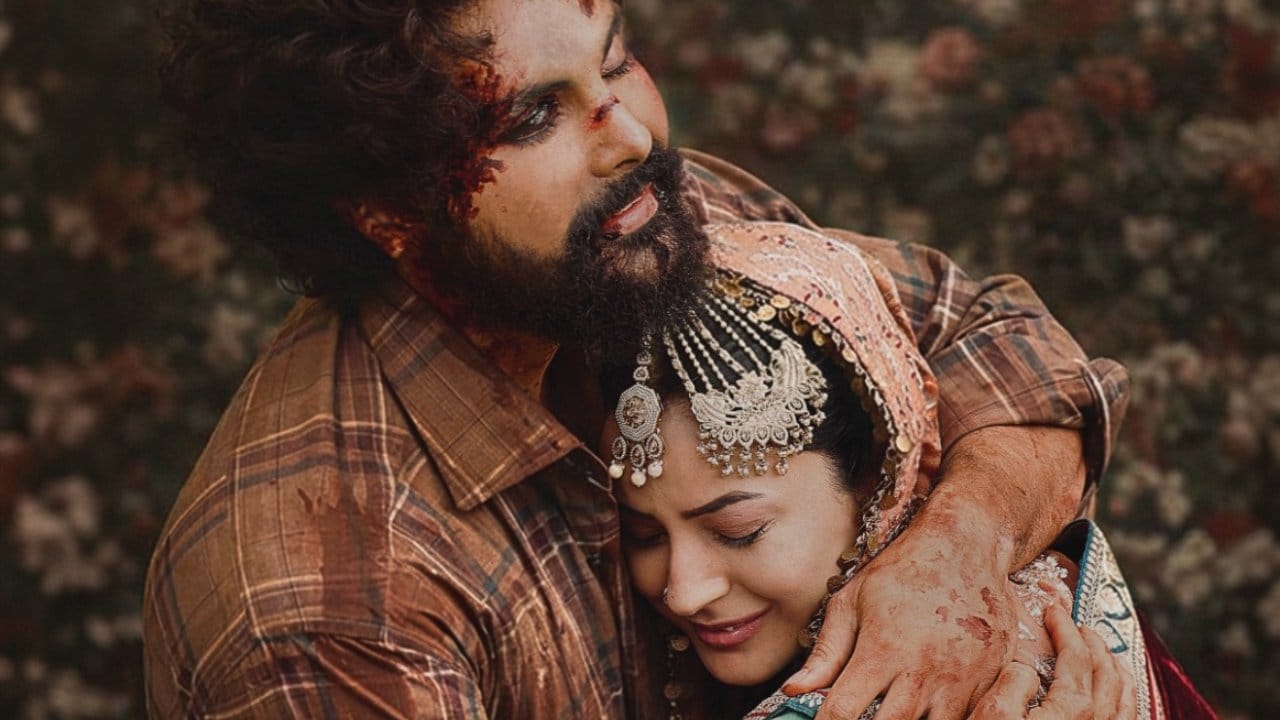 ಬಾಲಿವುಡ್ ನಟಿ, ಮಾಜಿ ಬಿಗ್​​ಬಾಸ್ ಸ್ಪರ್ಧಿ ಶೆಹನಾಜ್ ಗಿಲ್ ಮುಖ್ಯ ಪಾತ್ರದಲ್ಲಿ ನಟಿಸಿರುವ ಪ್ರೇಮಕಥಾ ಸಿನಿಮಾ ‘ಇಷ್ಕ್​​​ನಾಮಾ’ ಈ ವಾರ ಚಿತ್ರಮಂದಿರಗಳಲ್ಲಿ ಬಿಡುಗಡೆ ಆಗಿದೆ. ಶೆಹನಾಜ್ ಅವರು ಸಿನಿಮಾದ ಬಗ್ಗೆ ಭಾರಿ ನಿರೀಕ್ಷೆ ಇರಿಸಿಕೊಂಡಿರುವುದಾಗಿ ಹೇಳಿದ್ದಾರೆ.